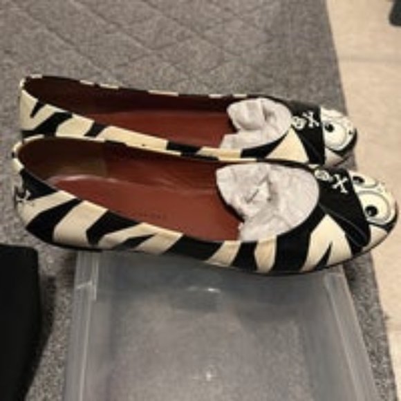 MARC BY MARC JACOBS Miss Marc Pirate Girl Flats - Picture 2 of 7